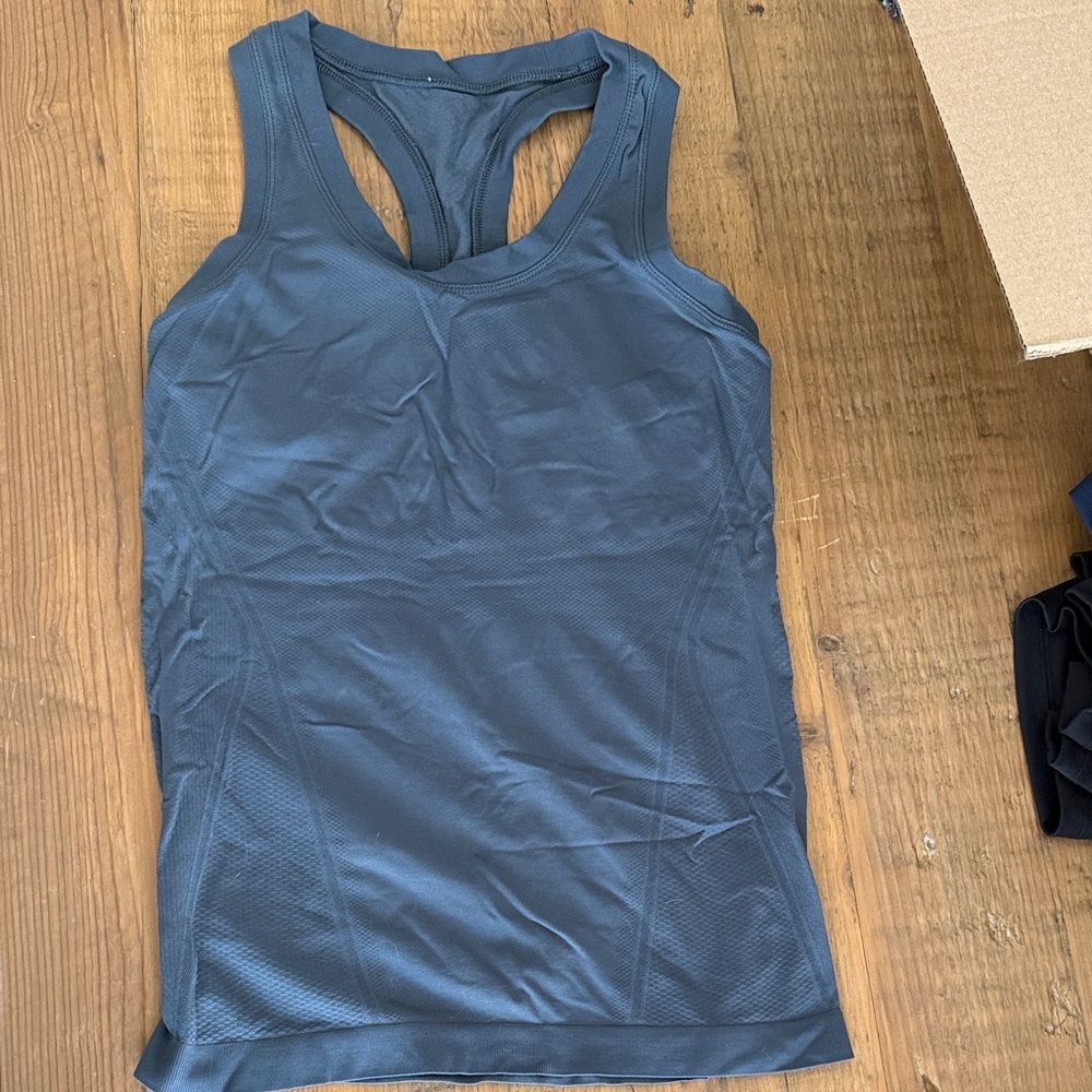 ATHLETA Momentum Seamless Tank - Dusty Blue